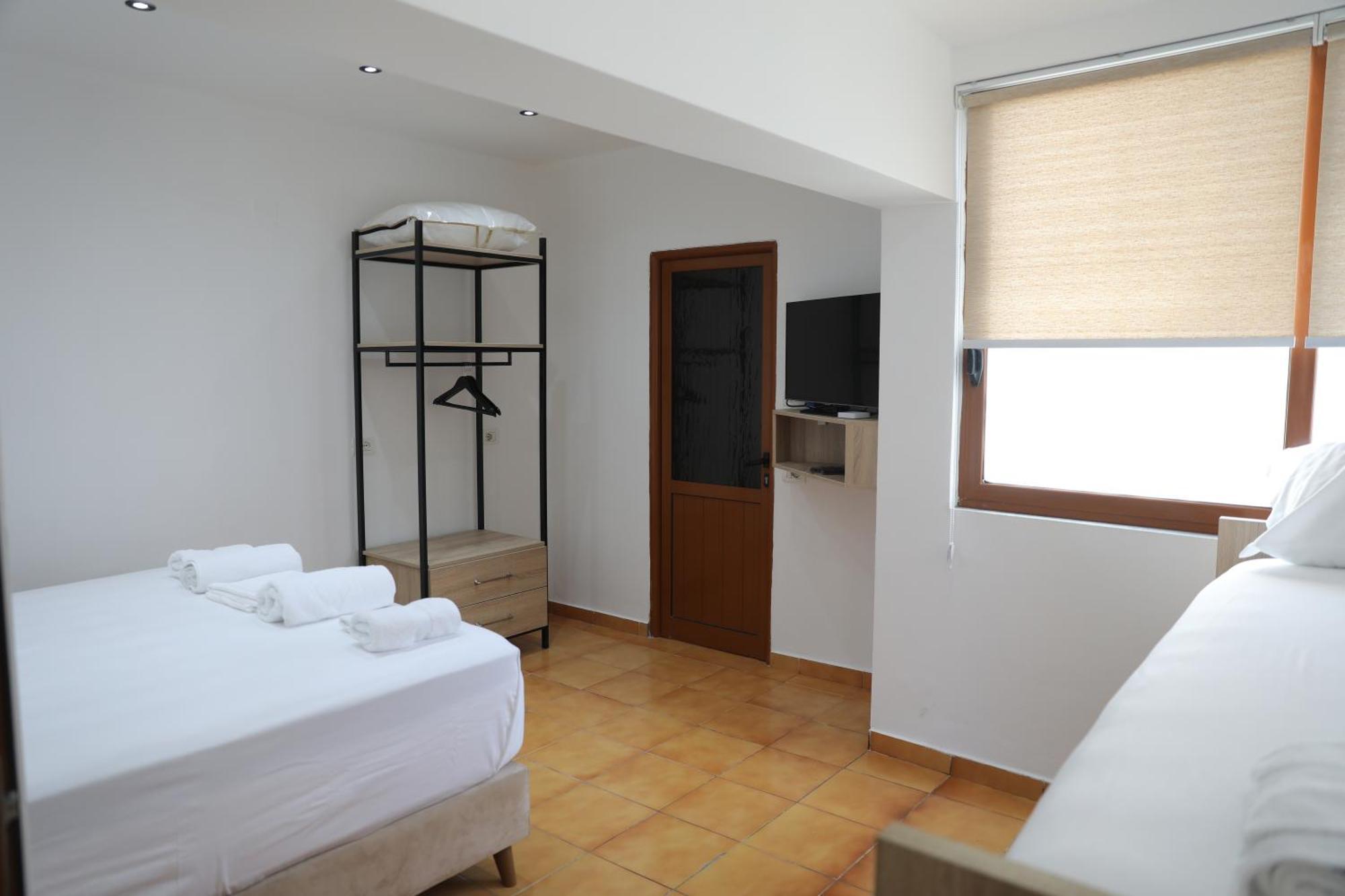 Guest House Esanbja Berat Exterior foto